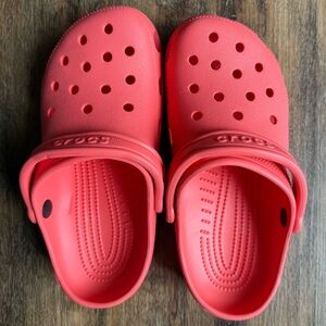Women’s CROCS - guava - size 8